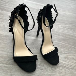 WILD DIVA black floral sparkly velvet heels 8.5 LIKE NEW
